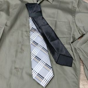 *NWT* Tie & Pocket Square